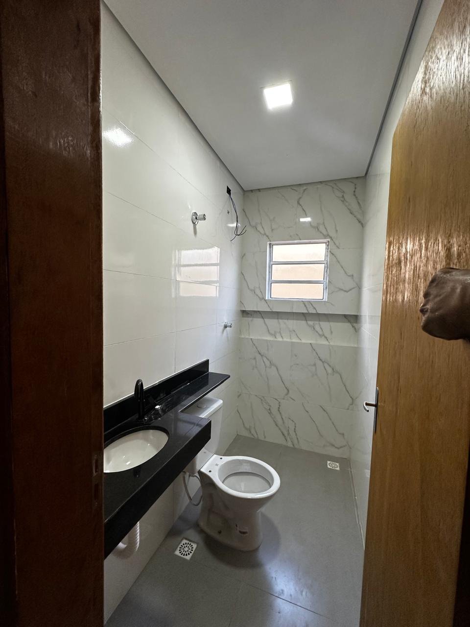 Casa à venda com 2 quartos, sendo 1 suíte, em Nova Itanhaém, Itanhaém - SP