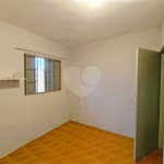 Casa Térrea para Venda – Bairro Vila Avaí, Indaiatuba - com 02 quartos- 01 banheiro-sala -cozinha-quintal e garagem 0 1carro