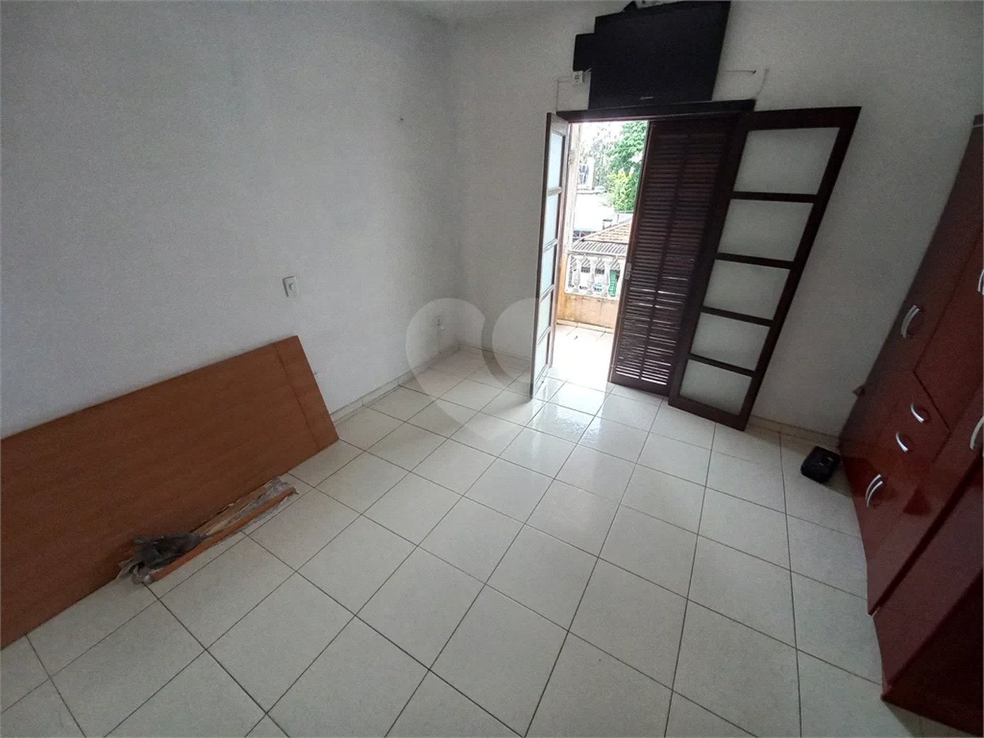 Casa de 292m² de terreno à venda - Vila Pirajussara