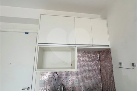 Apartamento à Venda na Rua Catumbi – 33m²