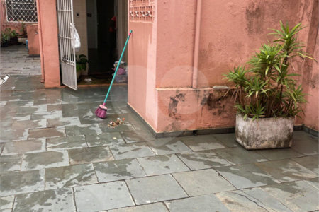 Casa com amplo espaço no coração da Saúde – São Paulo