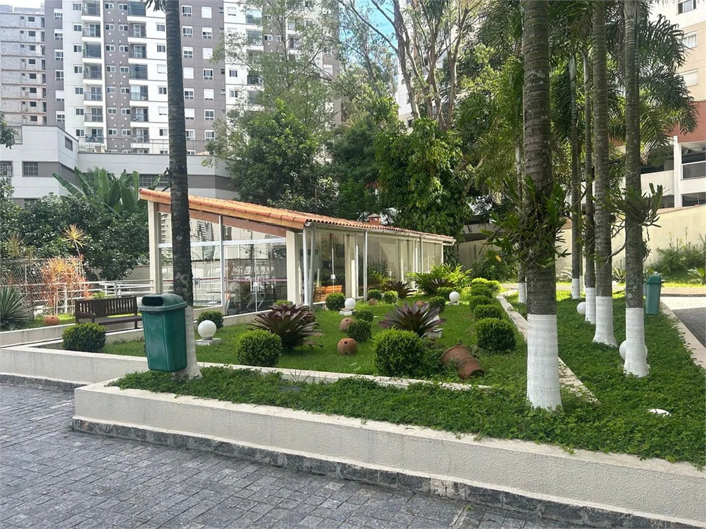 Apartamento à venda com 3 quartos, sendo 1 suíte, em Jardim Sul, São Paulo, SP