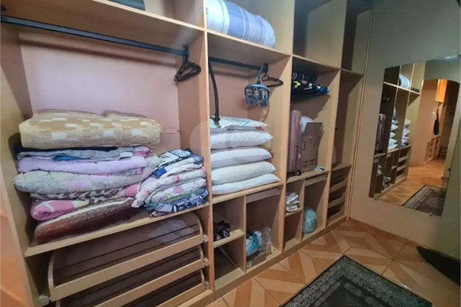 Sobrado com 4 Quartos e 4 banheiros à Venda -337 m² por R$ 850.,000 -- Jardim Vivan,-Jaraguá, São Paulo - SP