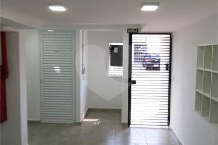Apartamento com 2 dormitórios.