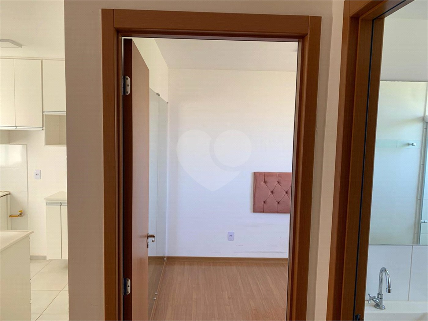 Apartamento a venda no condomínio Monte Berlim
