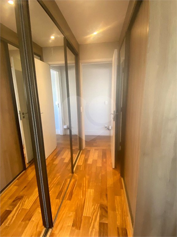Apartamento à Venda na Mooca com 122 m² sendo 3 Suítes com Varanda Gourmet com 2 Vagas Aceita Permuta