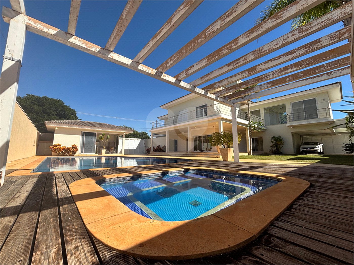 Casa á venda condomínio Damha I
