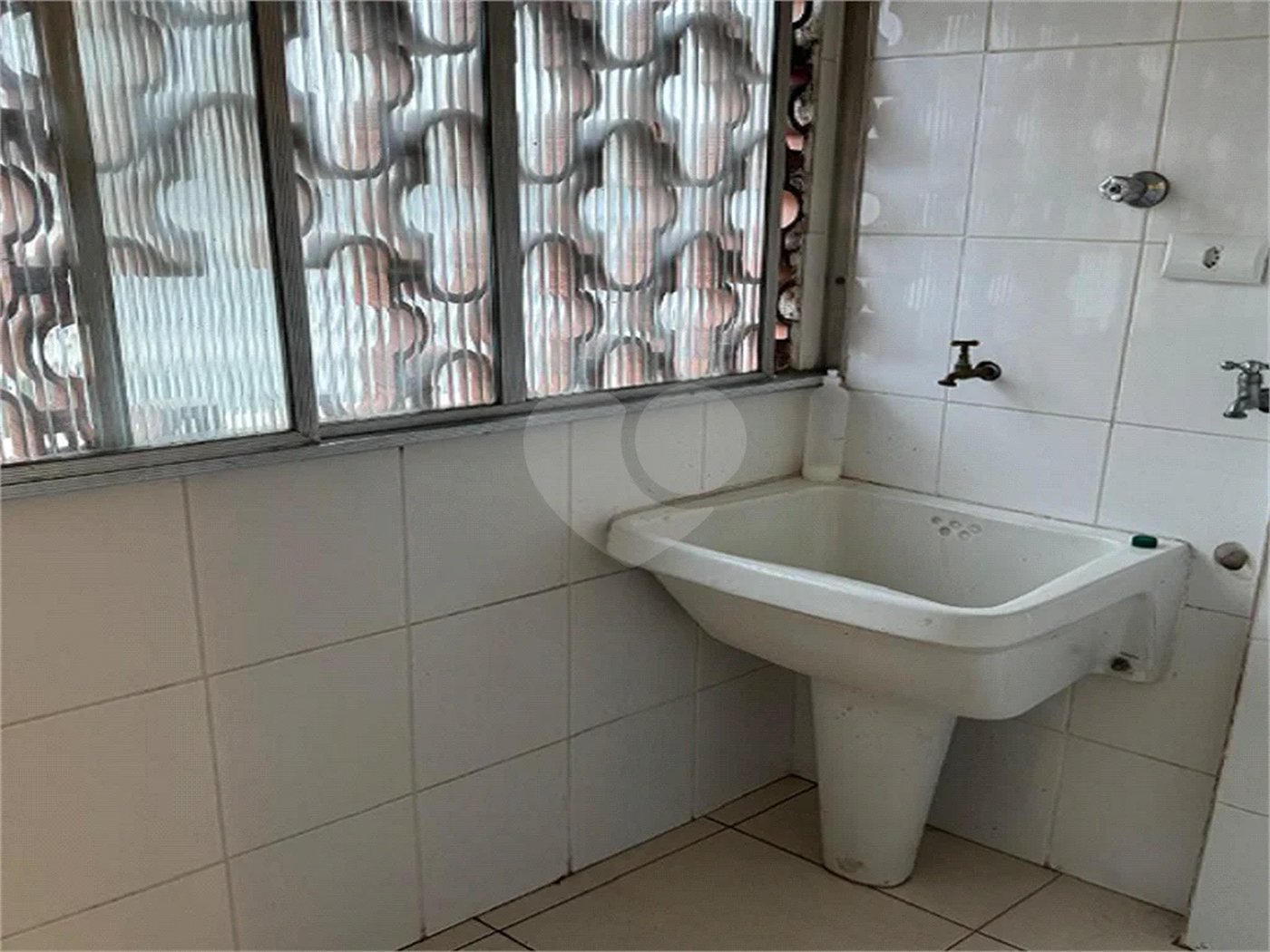 Apartamento Paraíso para locação