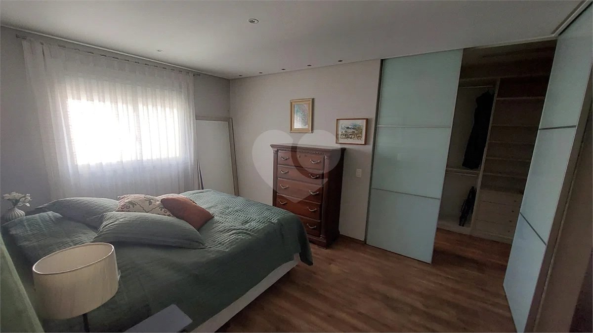 Apartamento de 3 quartos, mobiliado, para locação no Paraíso