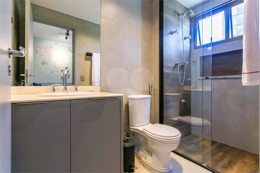 Vila Clementino - Apartamento reformado | 186 m² | 3 suítes | 3 vagas livres