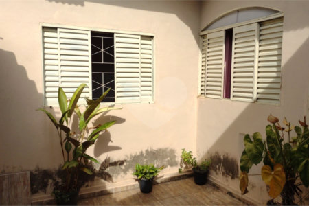 Casa no Jardimm real com mais de 208m² muito boa.