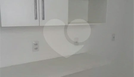 Apartamento à venda com 3 quartos, sendo 1 suíte,  em Vila Suissa, Mogi das Cruzes, SP