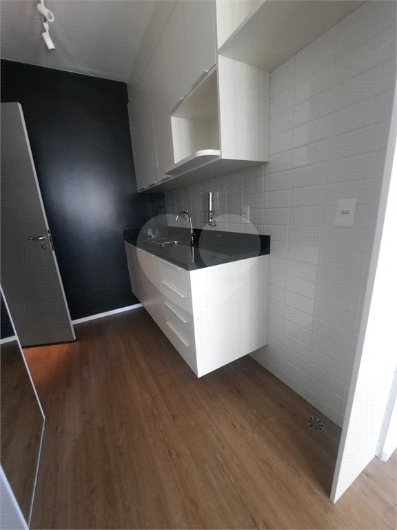 Studio na Vila Madalena ao lado do metro