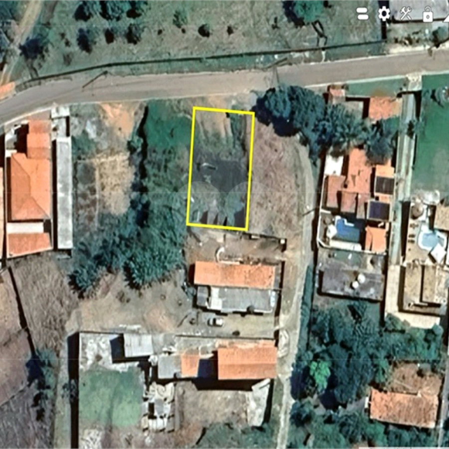 Terreno à venda em São Roque com 349 m²