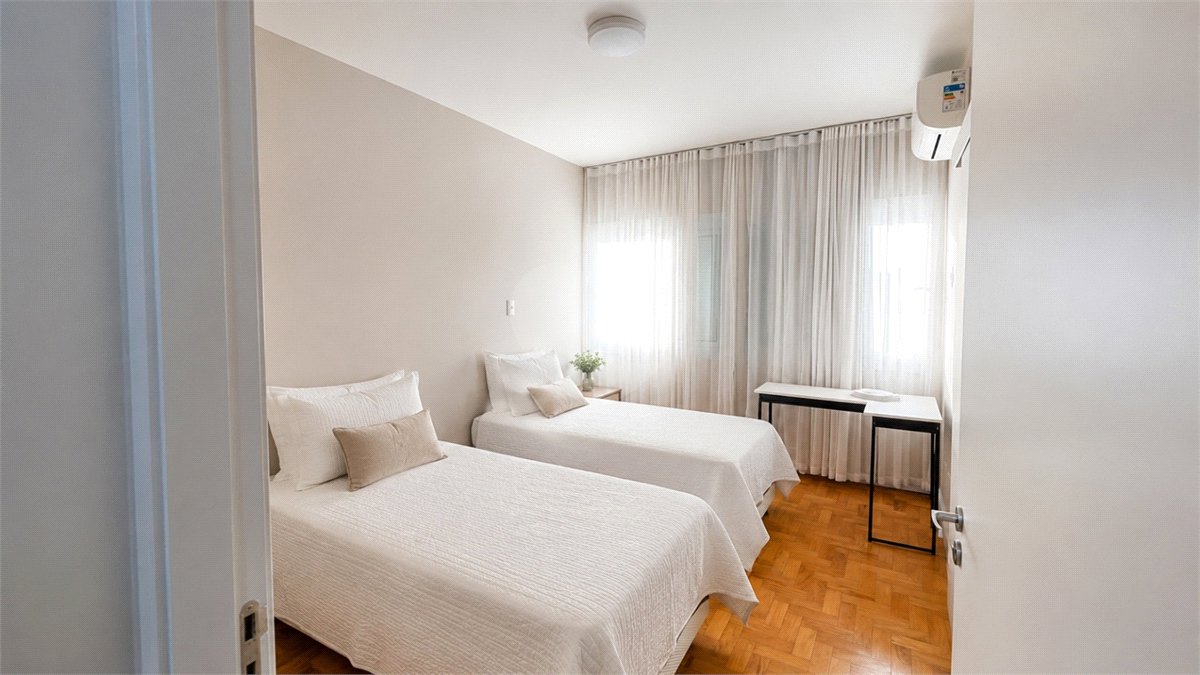 Exclusivo na Avenida Paulista: 121m², 2 Suítes e Vista Privilegiada em andar alto