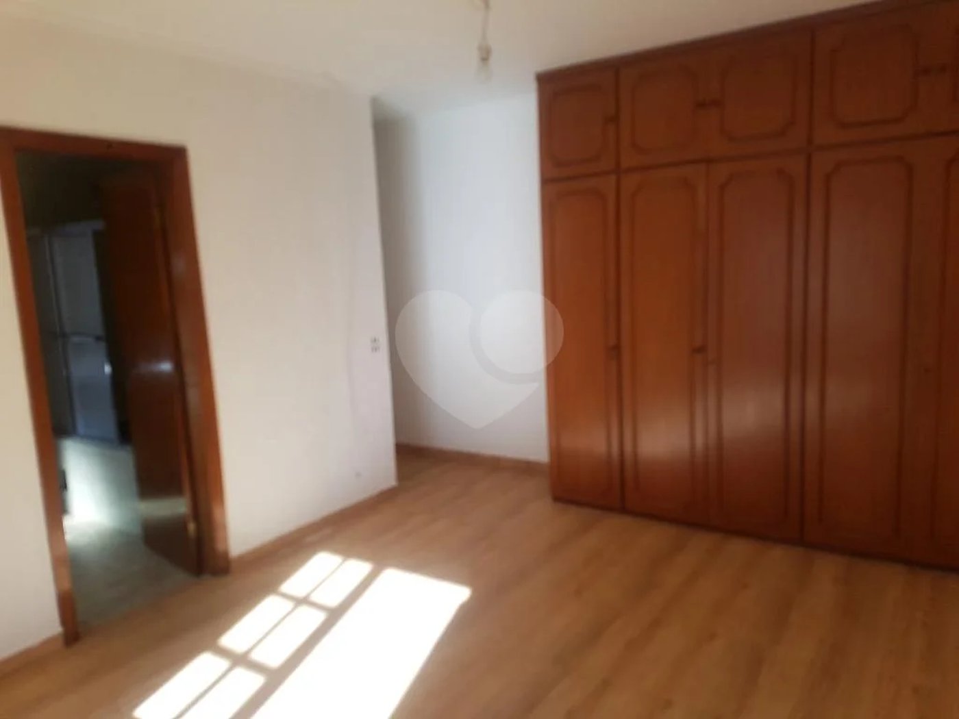 CASA TÉRREA PARA VENDA OU LOCAÇÃO COM 3 DORMITÓRIOS NO BOLSÃO DE INTERLAGOS