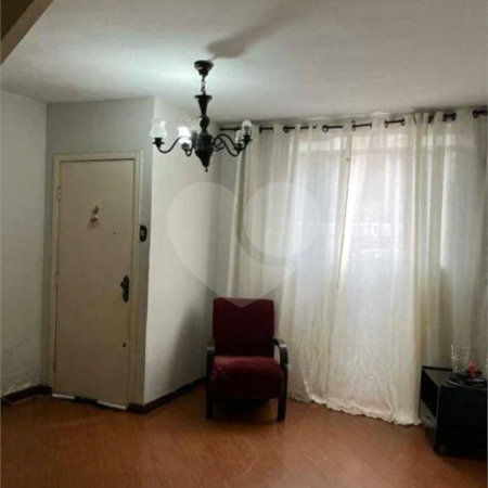 Sobrado à venda com 66m² - Belém