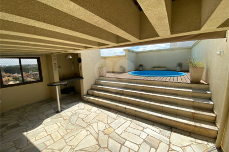 Apartamento Duplex no Condomínio Giardino de Rovello