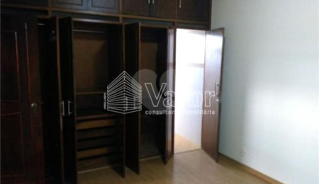 Casa à venda com 3 quartos, sendo 1 suíte, em Jardim Santa Paula, São Carlos, SP