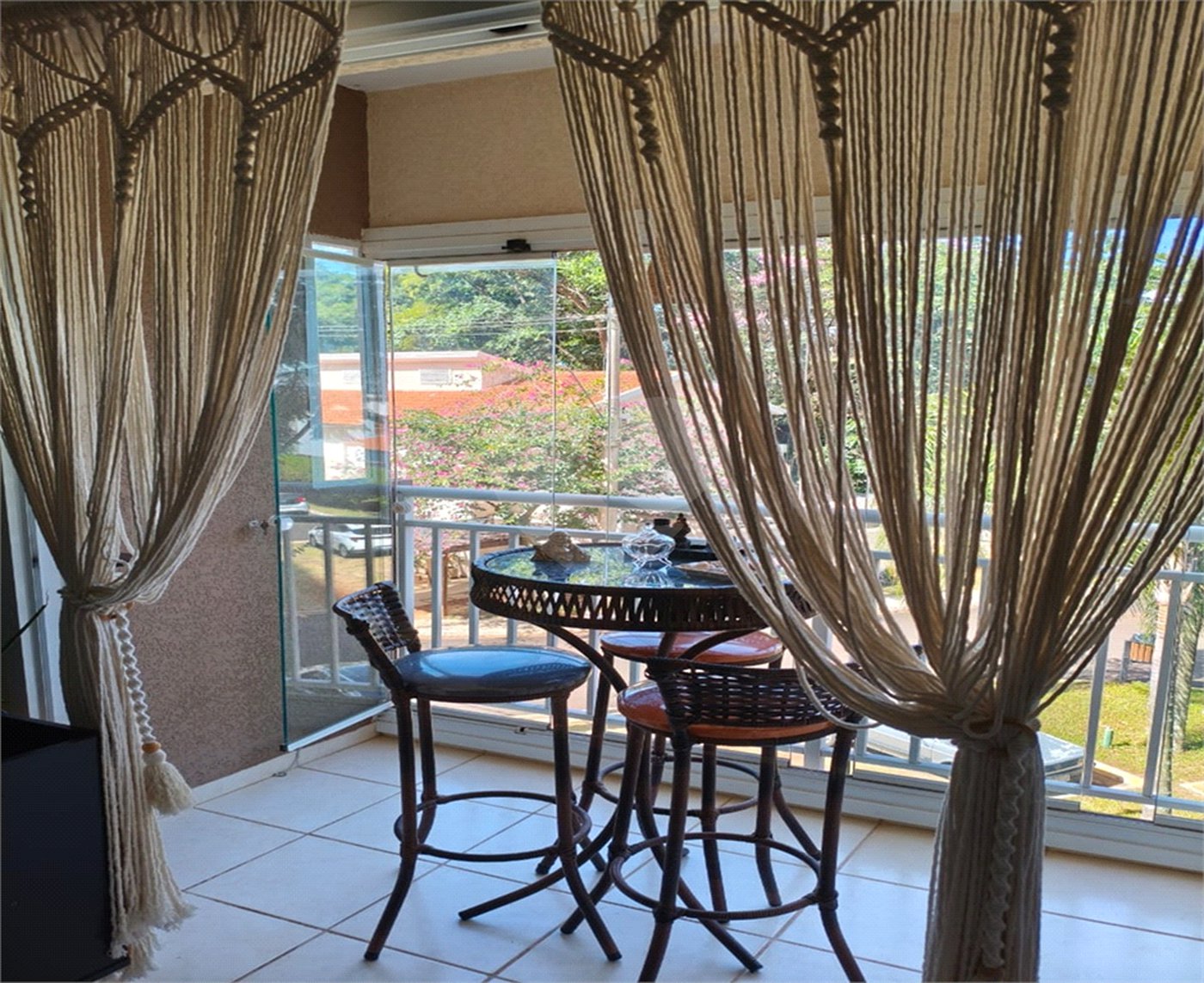 Apartamento Espaçoso com Sala Ampliada – Condomínio Vila Verde Sabará
