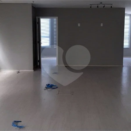 Excelente sala comercial para locação na Consolação