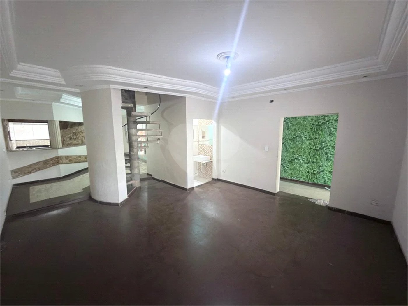 Casa Completa à Venda ou para Locação no Bairro Caxambu– Conforto e Sofisticação!