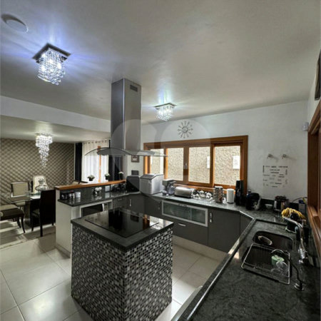 Sobrado a venda | 370m² | 3 dormitorios ( 3 suites) | 3 vagas na Saude