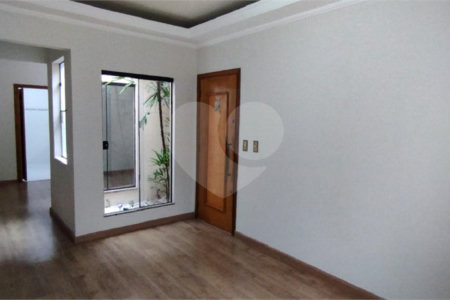 Casa térrea para venda no Planalto paraíso