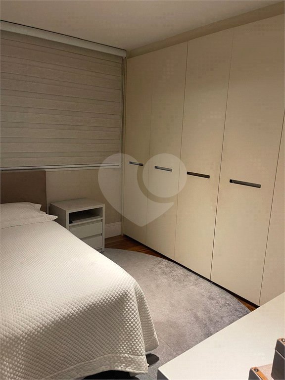 Apartamento mobiliado alto padrão, para venda ou locação, com 4 suítes e 4 vagas, em condomínio-clube no Ipiranga!