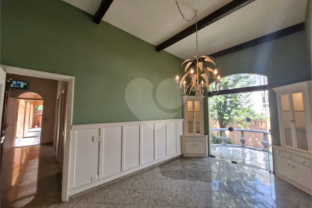 Casa à venda ou para alugar com 4 suítes em Alto da Boa Vista, São Paulo, SP