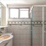 Este elegante apartamento em Higienópolis oferece 224m² de área muito bem distribuída, perfeito para quem valoriza conforto