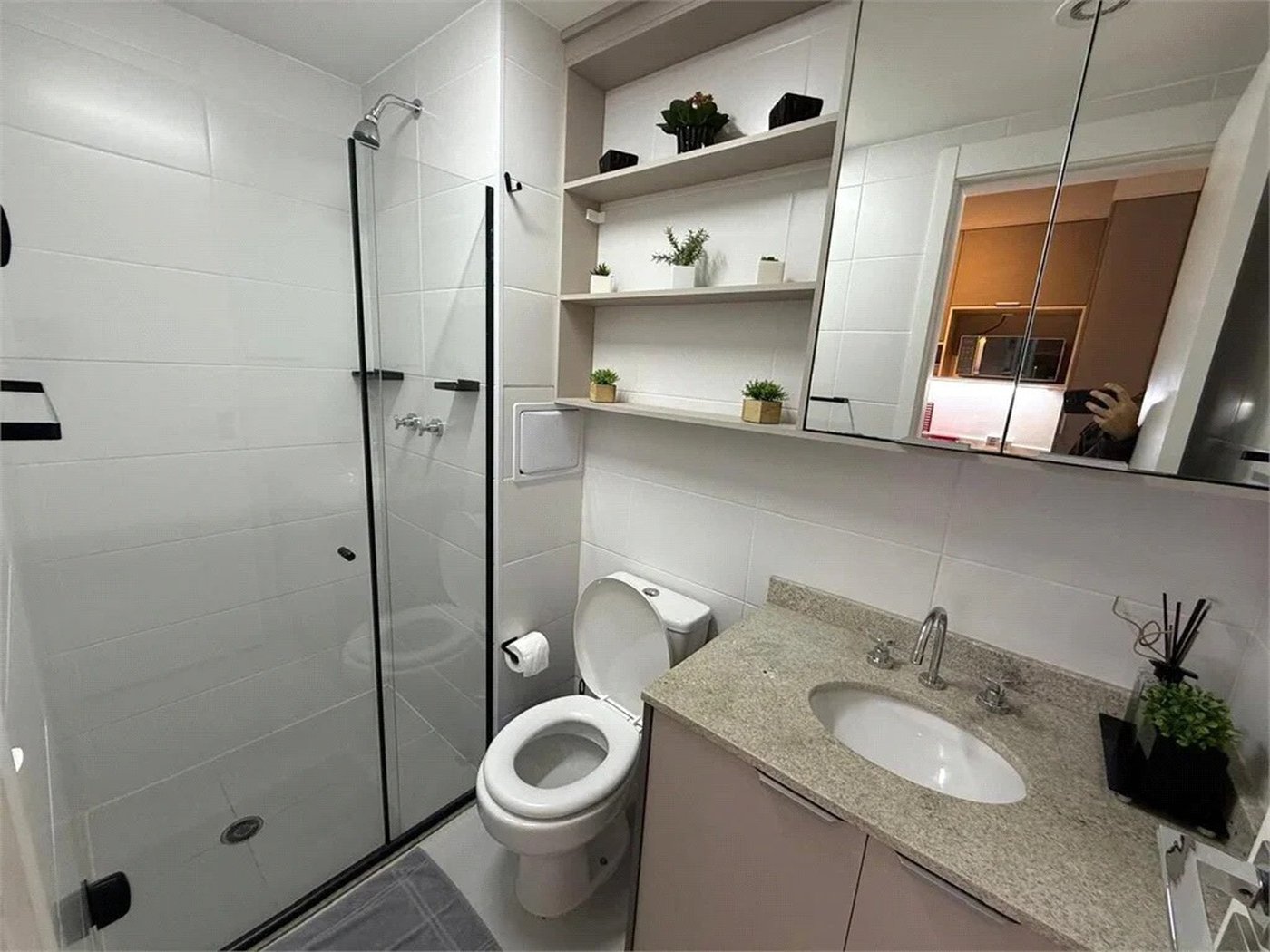 Studio à venda ou para alugar com 1 quarto, sendo 1 suíte, em Brooklin, São Paulo - SP