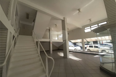 Salão Comercial de Esquina para Locação – Centro de Indaiatuba/SP