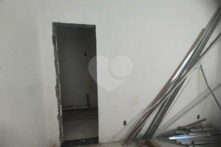 Apartamento 2 dormitórios (1 suíte) com vaga garagem, excelente localização, programa MCMV