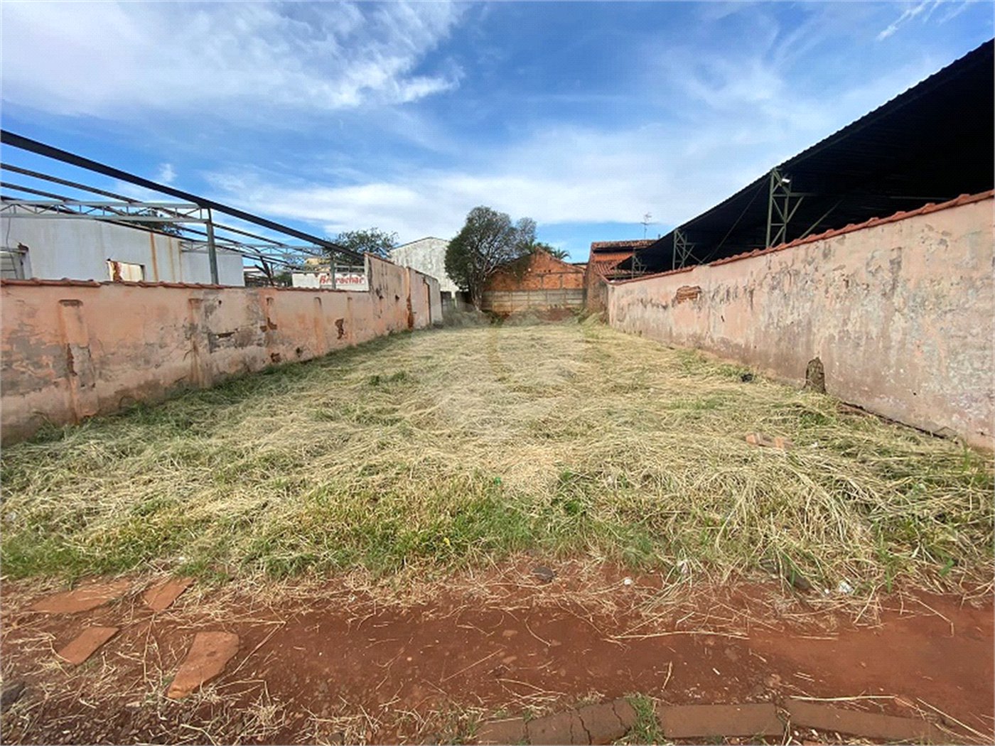 Terreno na Avenida São Carlos