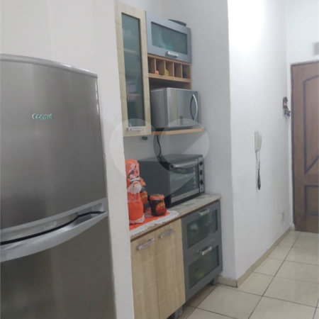 Apartamento 1 dorm, sala, cozinha, banheiro a venda no Centro