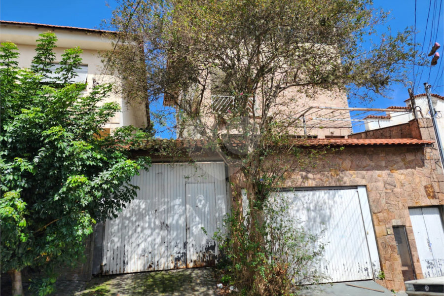Sobrado, a venda, com 3 suítes, 7 vagas de garagem e salão de festas - Vila Aurora / SP