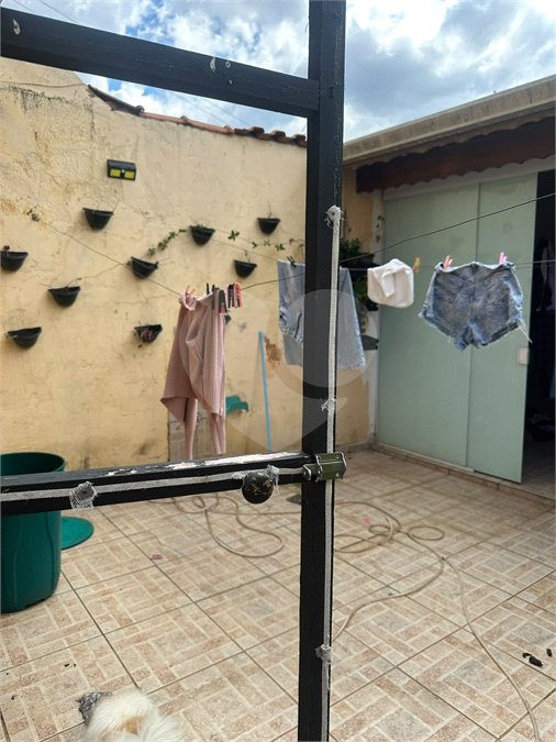 Sobrado com 4 Quartos à venda, 250m² - Jardim Líbano
