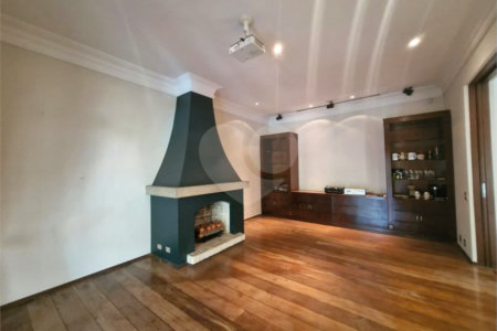 Casa à venda ou para alugar com 4 suítes em Alto da Boa Vista, São Paulo, SP