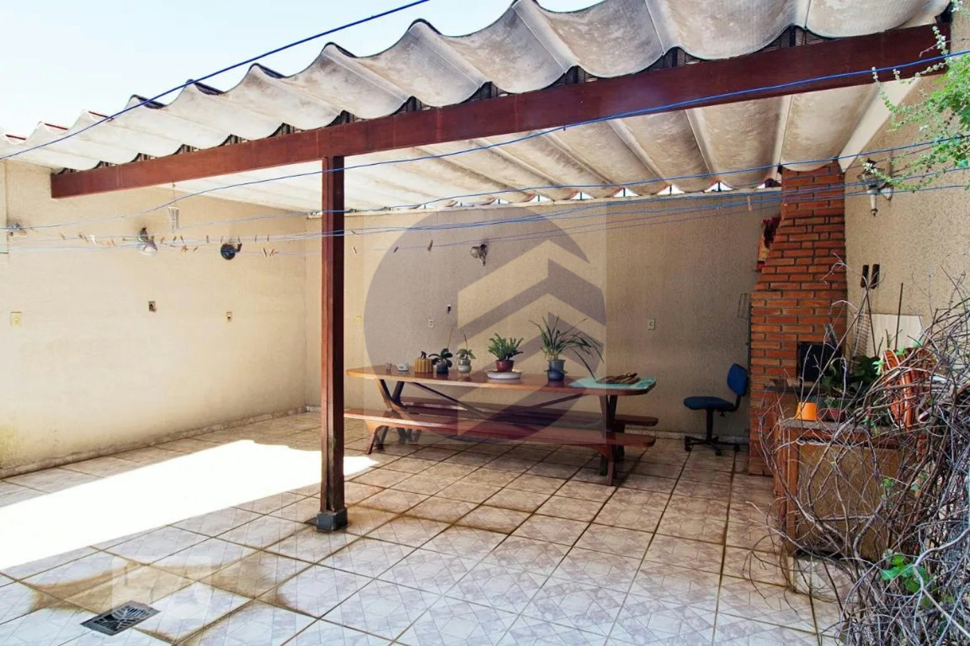 Casa para alugar com 3 quartos, sendo 1 suíte, em Jardim Monte Kemel, São Paulo - SP