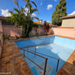 Casa Térrea 5 quartos bem localizada com piscina.