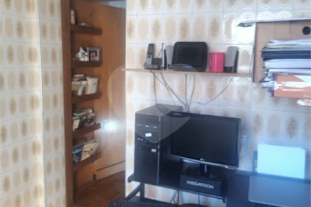 Sobrado à venda na Mooca – 3 dormitórios sendo 1 suíte e 4 vagas de garagem Próximo ao Metrô Bresser Mooca