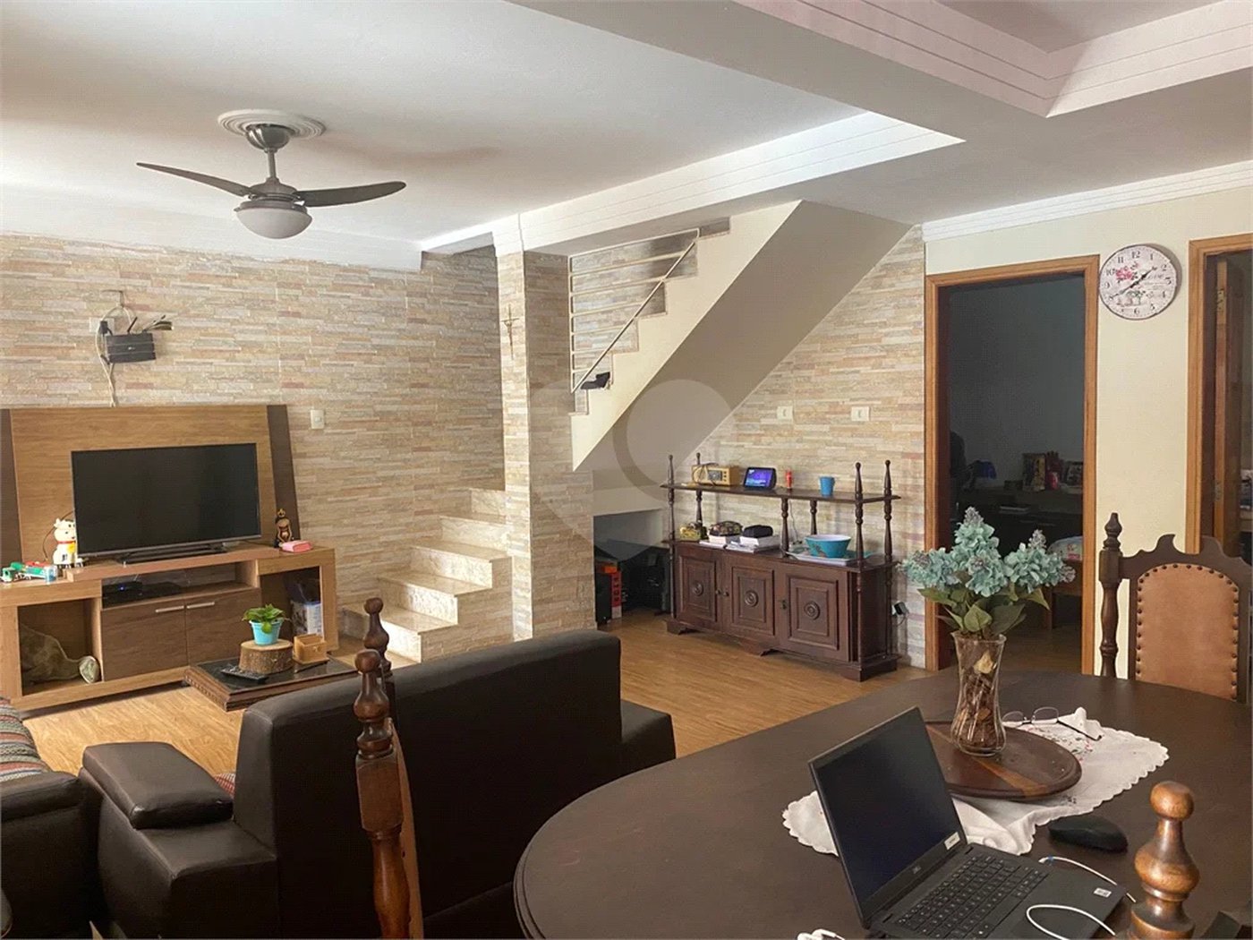 Casa à venda com 5 quartos no bairro Jardim Santa Silvia em Piracicaba/SP.