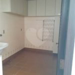 Linda casa para venda / Locação em bairro nobre