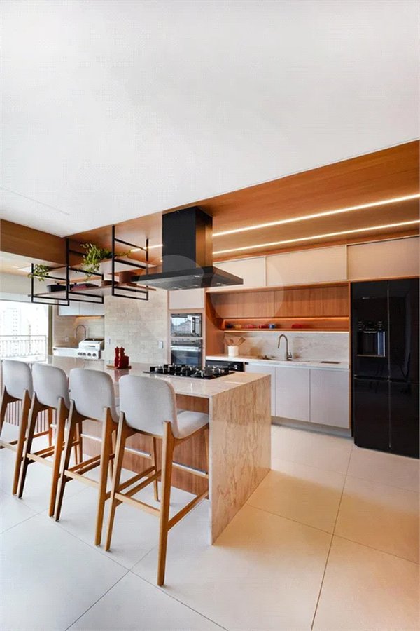 Apartamento à venda com 3 suítes em Indianópolis, São Paulo, SP