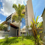 Casa Térrea Evidências - Indaiatuba/SP - R$ 1.950.000,00 - Área Total 307,33 m² - Área Construída 201,90 m² - TÉRREA - 03 suítes sendo a master com closet; Escritório; Lavabo; Cozinha com cooktop, forno, micro-ondas e coifa; Móveis planejados na hall de entrada, sala, escritório, cozinha, gourmet, s