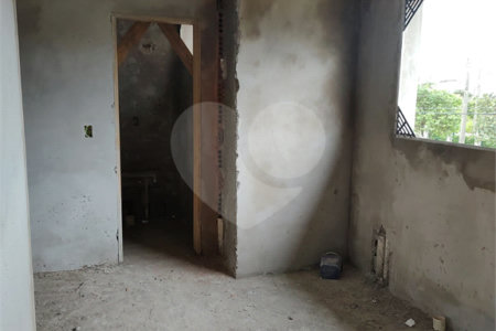 Sobrado no condomínio Village Damha II