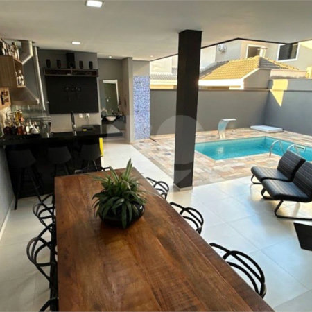 MARAVILHOSA CASA NO URBANOVA QUE REUNE CONFORTO E SOFISTICAÇÃO, 262m² - 4 SUITES e 4 Vagas.