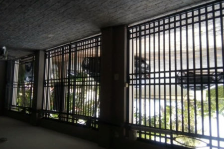 Casa à venda com 4 quartos, sendo 3 suítes, em Jardim Leonor, São Paulo, SP