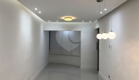 Apartamento à venda ou para alugar com 2 quartos em Vila Gumercindo, São Paulo, SP
